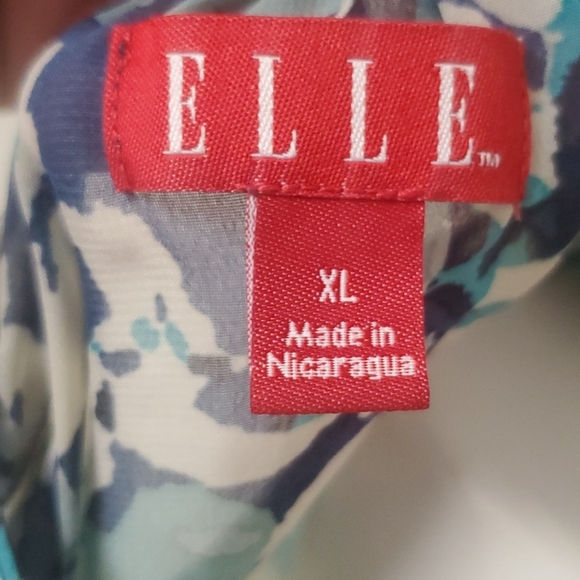 Elle Floral Button Down Blouse - Picture 4 of 5